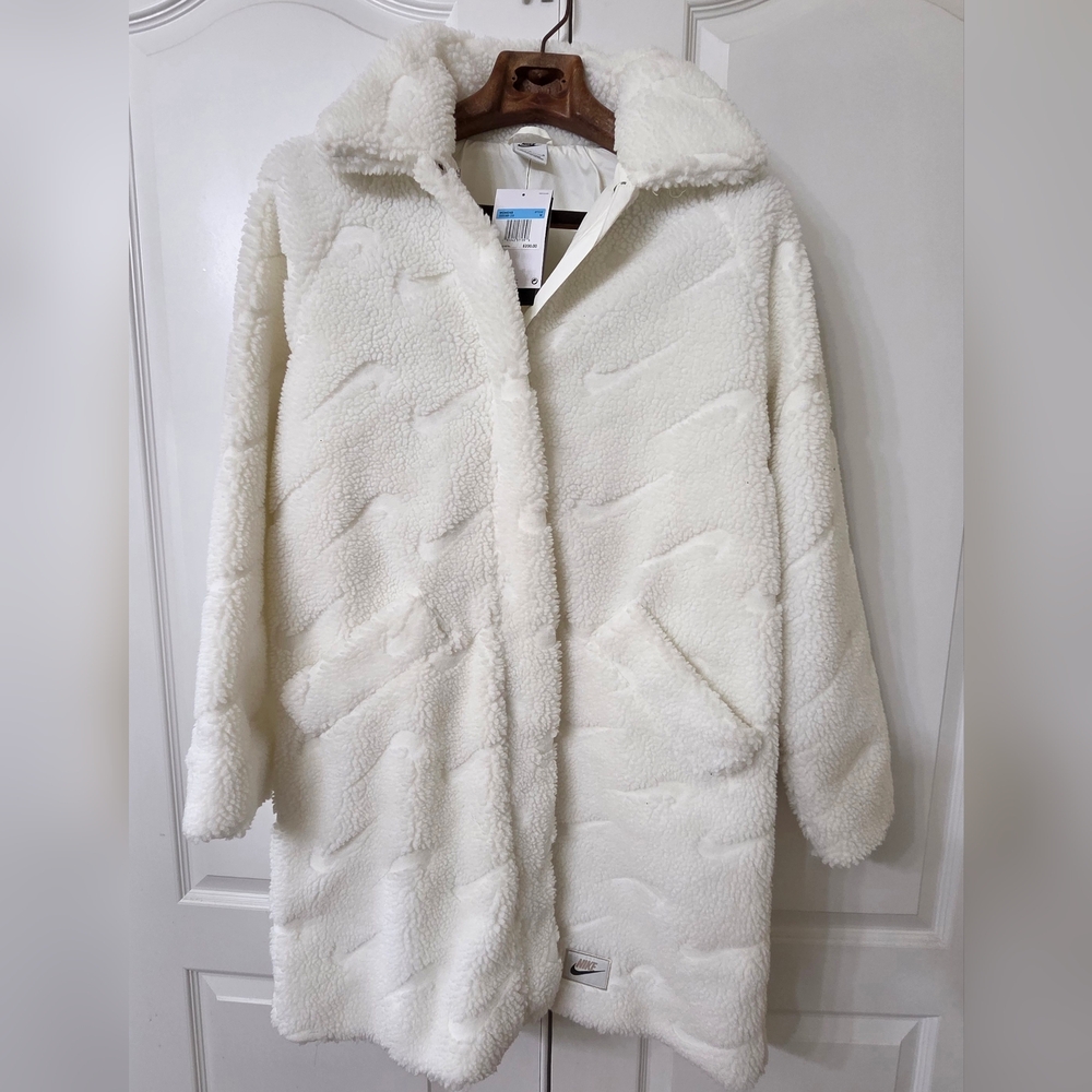 Nike Women's Cream Teddy Jacket